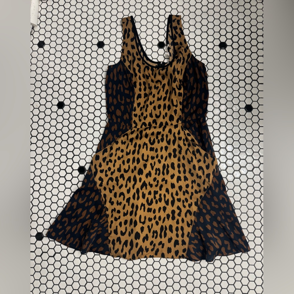 Rachel Rachel Roy Leopard Print Sleeveless Dress with pockets size small